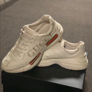 Men size 12 Gucci Rython